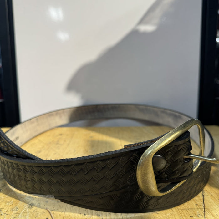 Belt XL Geometric Style 502: Complete your outfit with this rustic leather snap belt with tarnished brass buckle or stainless
