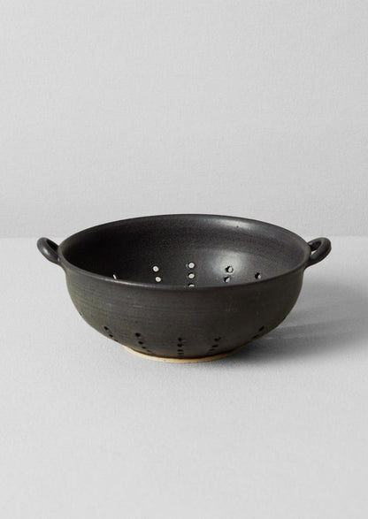 Carla Murdoch Berry Colander | Charcoal