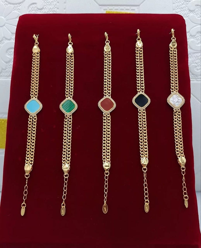clover bracelet