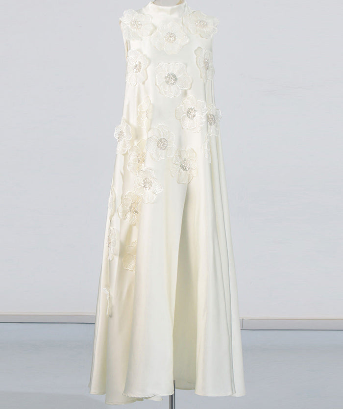 Elegant Floral Appliqué Maxi Dress - Blossom