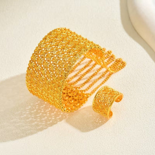 Floral Design with Hollow Openings Bracelet