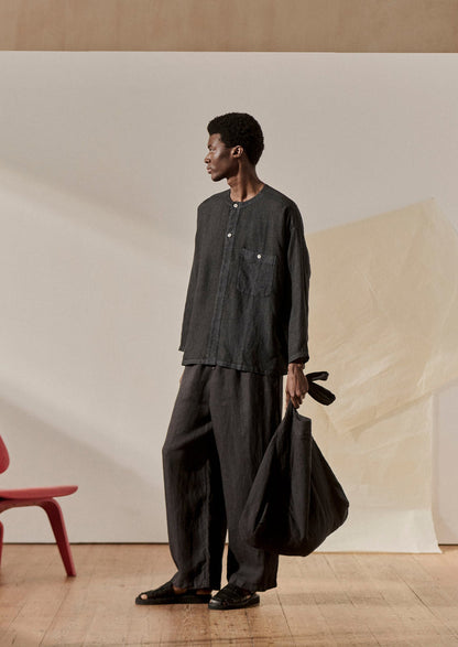 Garment Dyed Linen Drawstring Trousers | Black Pepper