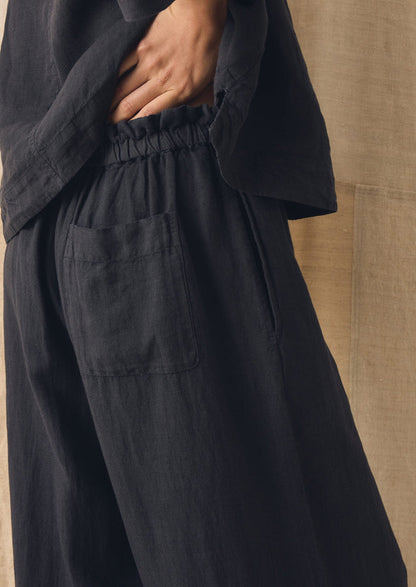 Garment Dyed Linen Wide Leg Trousers | Black Pepper
