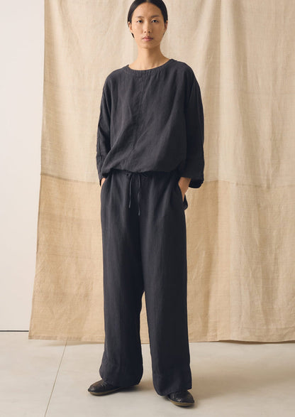 Garment Dyed Linen Wide Leg Trousers | Black Pepper