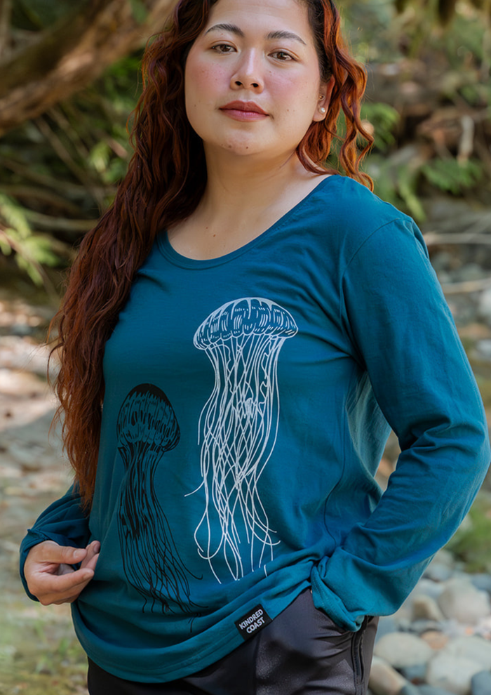JELLYFISH - Women's 100% Organic Cotton Long Sleeve Tee - Ocean