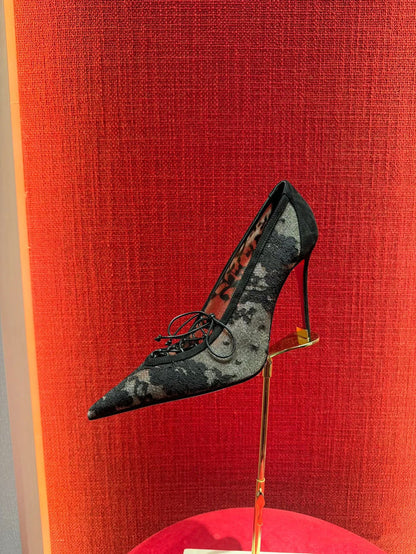 lace mesh pointed-toe heels with tie detail – NOIRITVU