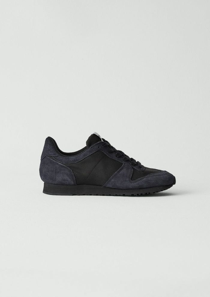 Novesta Marathon Trail Trainers | Oil