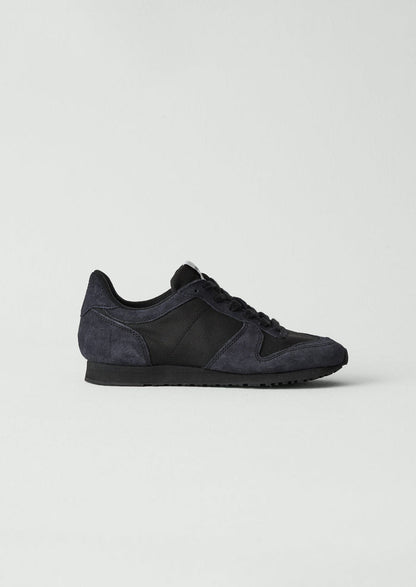 Novesta Marathon Trail Trainers | Oil