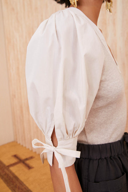 White Cotton Poplin Balloon Sleeve with Tie Cuff - Detail View | Ulla Johnson