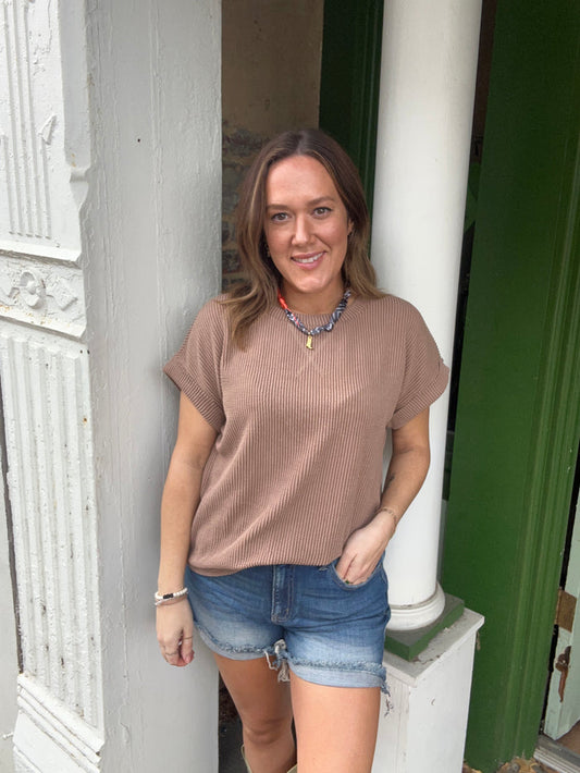 Ribbed short sleeve top