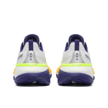 Saucony - Hurricane 25 Trainers in White/Frigid - Nigel Clare