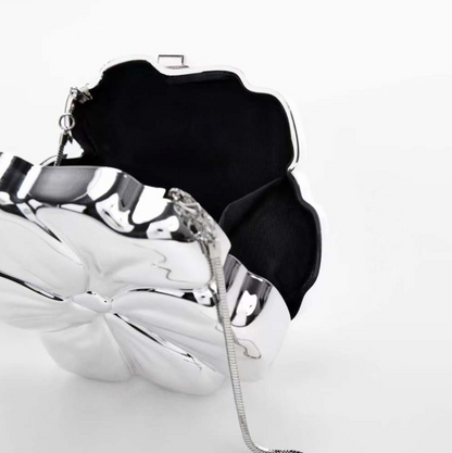 sculpted metallic flower clutch with chain strap – AUREZIA