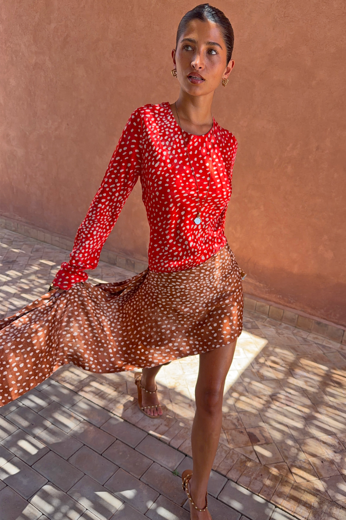 caption_Model is 5ft4” and is a size 6, wearing a size 10