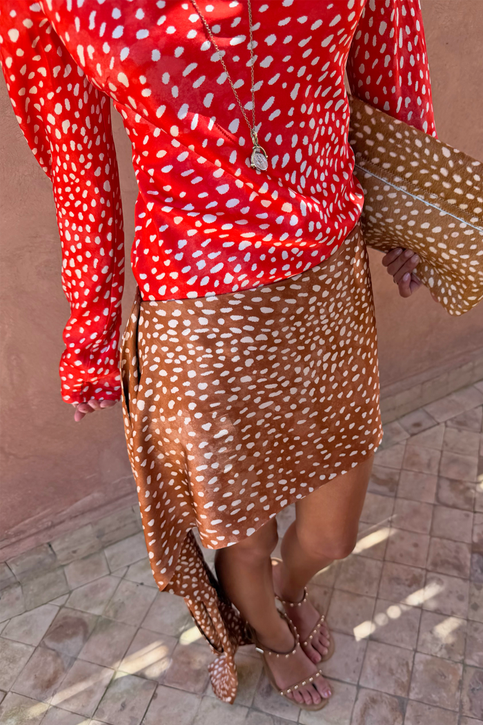 caption_Model is 5ft4” and is a size 6, wearing a size 10