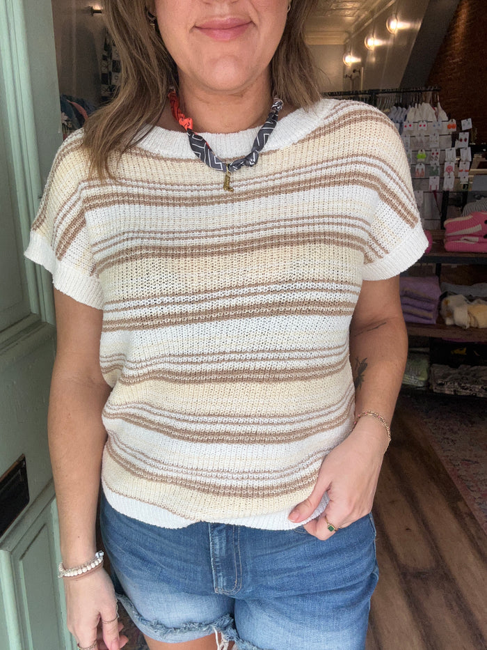 Stripe short sleeve knit sweater