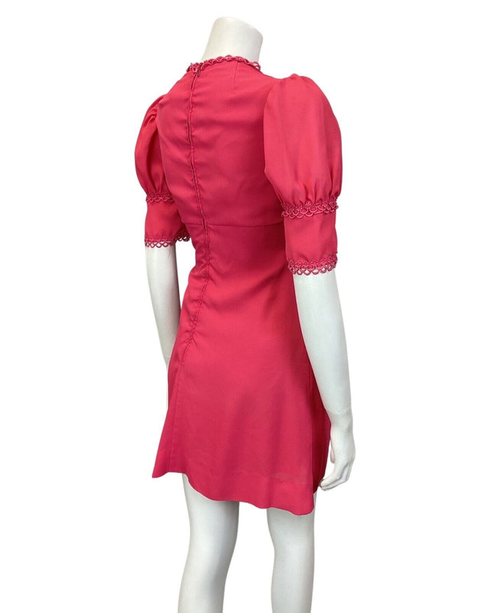 VINTAGE 60s 70s FUCHSIA PINK DAISY SCALLOPED EMPIRE MOD SHORT DRESS 8