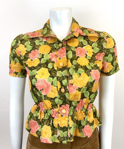 VINTAGE 60s 70s GREEN YELLOW PINK FLORAL CROPPED DAGGER SHIRT BLOUSE 8