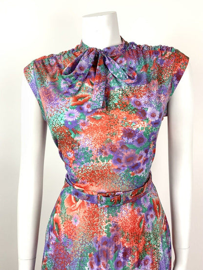 VINTAGE 60s 70s PURPLE RED GREEN FLORAL DITSY PLEATED BELTED DRESS 12 14