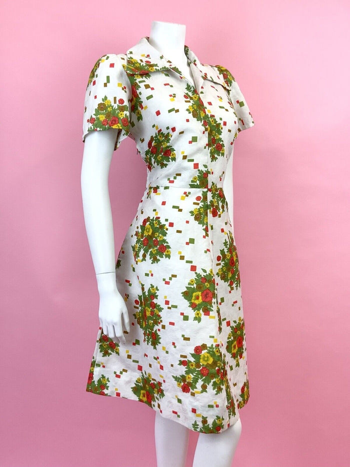 VTG 60s 70s WHITE RED GREEN YELLOLW GEOMETRIC FLORAL MOD DAGGER SHIRT DRESS 14