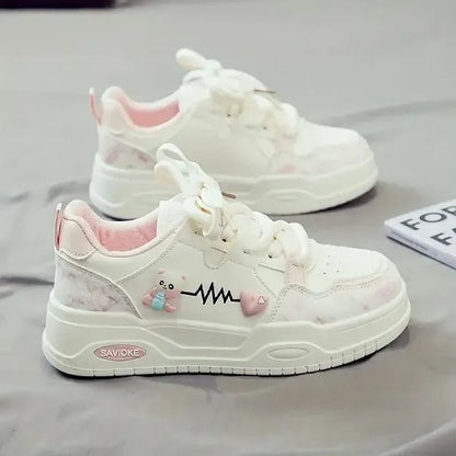Women Heartbeat Design Sneakers